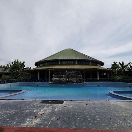 Oyo 89972 Borneo Paradise Beach Hotel Kota Kinabalu Exterior foto